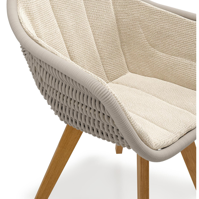 Pagino tuinstoel in teak en beige verticaal geweven ronde rope met zitkussen in All Weather Cosytica Althea Chalk