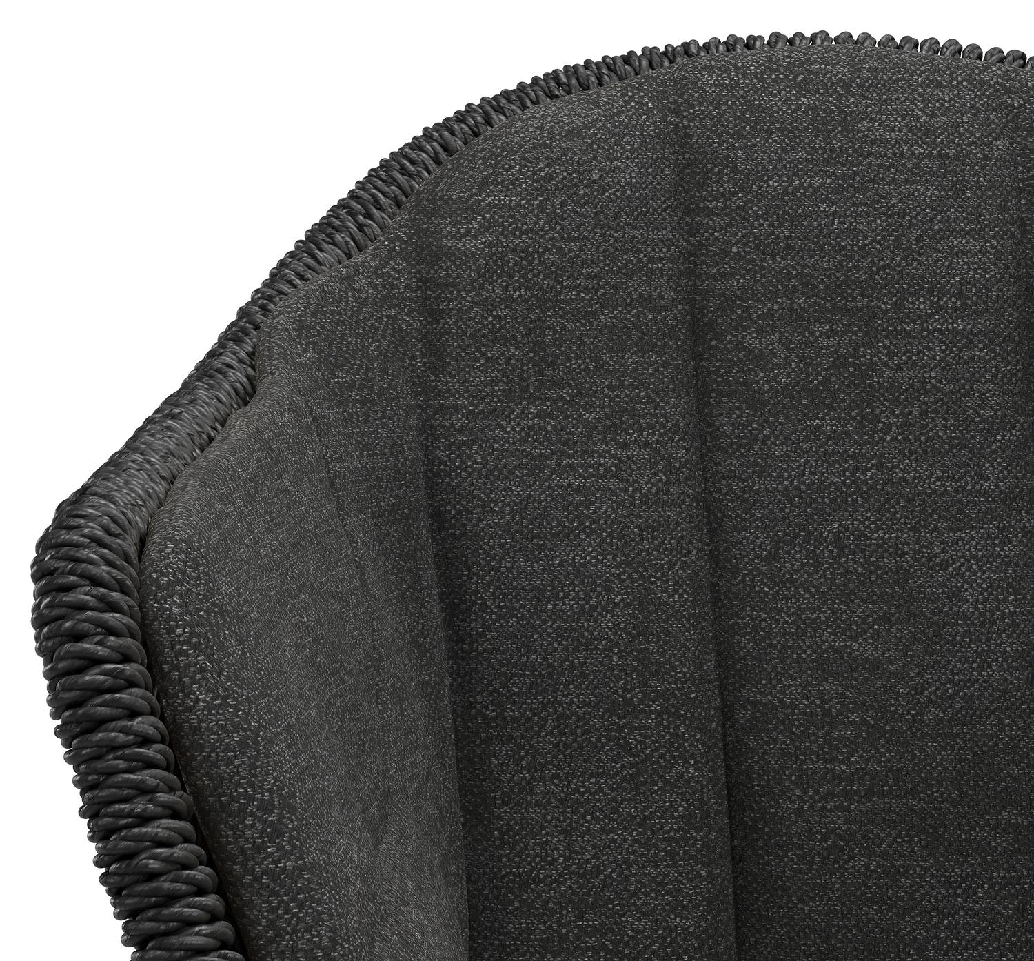 Chaise de jardin Pagino en aluminium noir et résine tressée ronde noir avec coussin en chartres sooty all weather sunbrella® luxe