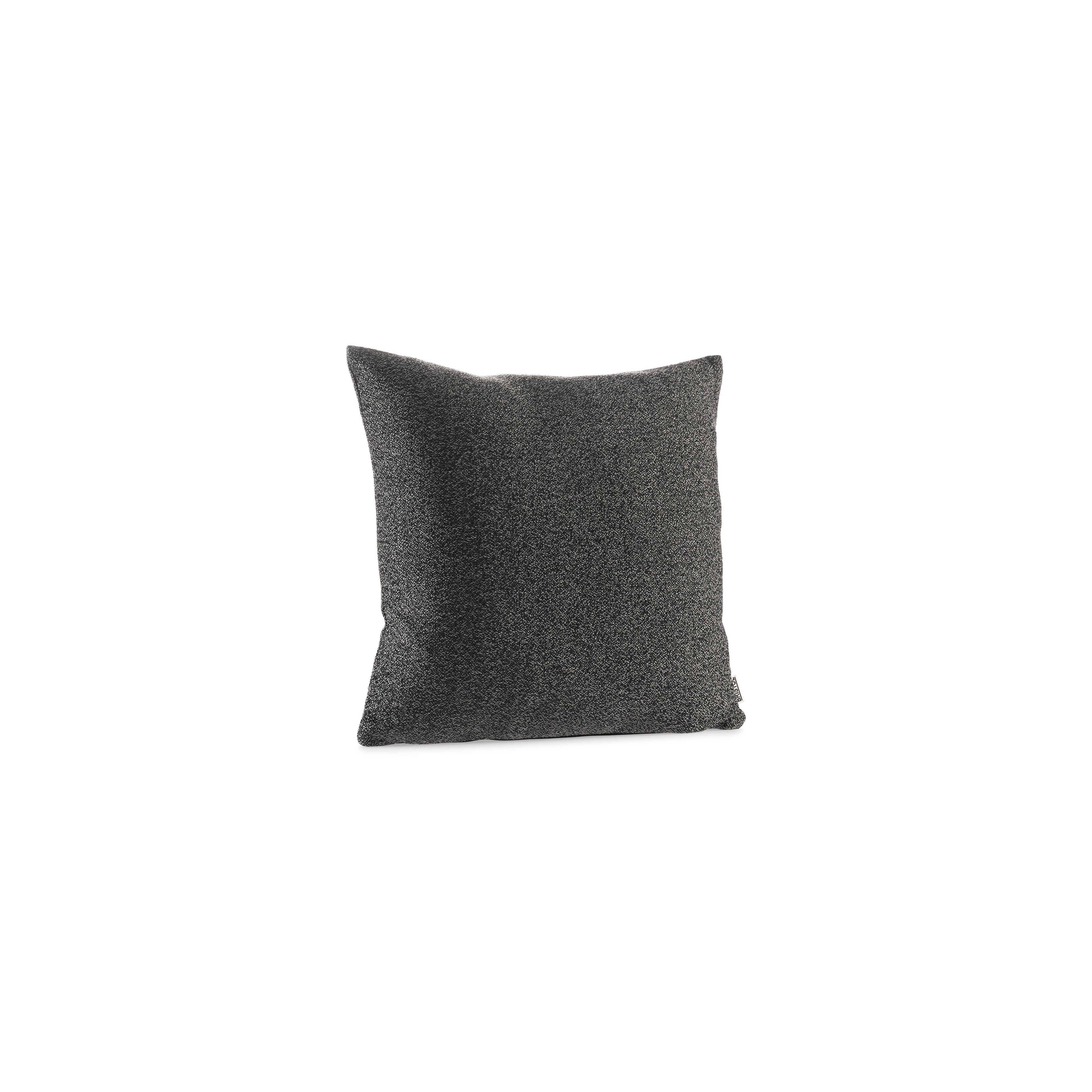 Sierkussen 45 x 45 cm in All Weather Cosytica catania black