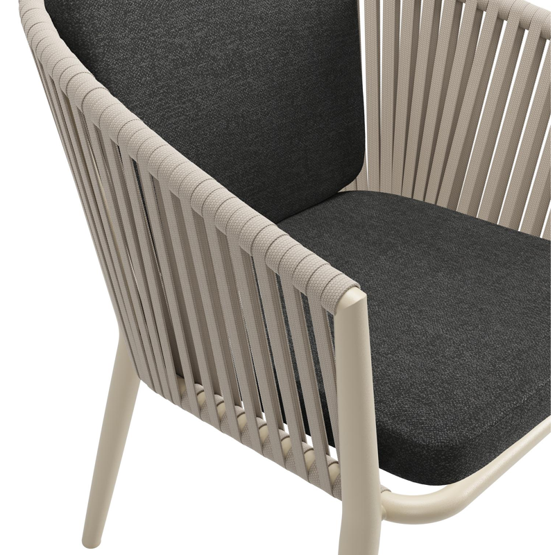 Chaise de jardin Orso en aluminium beige et corde plate tissée verticalement beige avec coussin en All Weather Sunbrella® Luxe Chartres Sooty