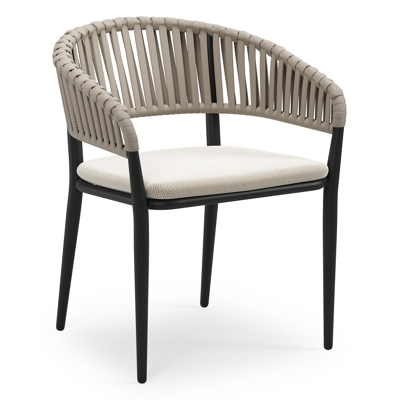 Tolfa stapelbare tuinstoel in zwart aluminium en beige verticaal geweven luxe vlakke brede rope met stoelkussen in All Weather Sunbrella® Luxe Lopi Marble