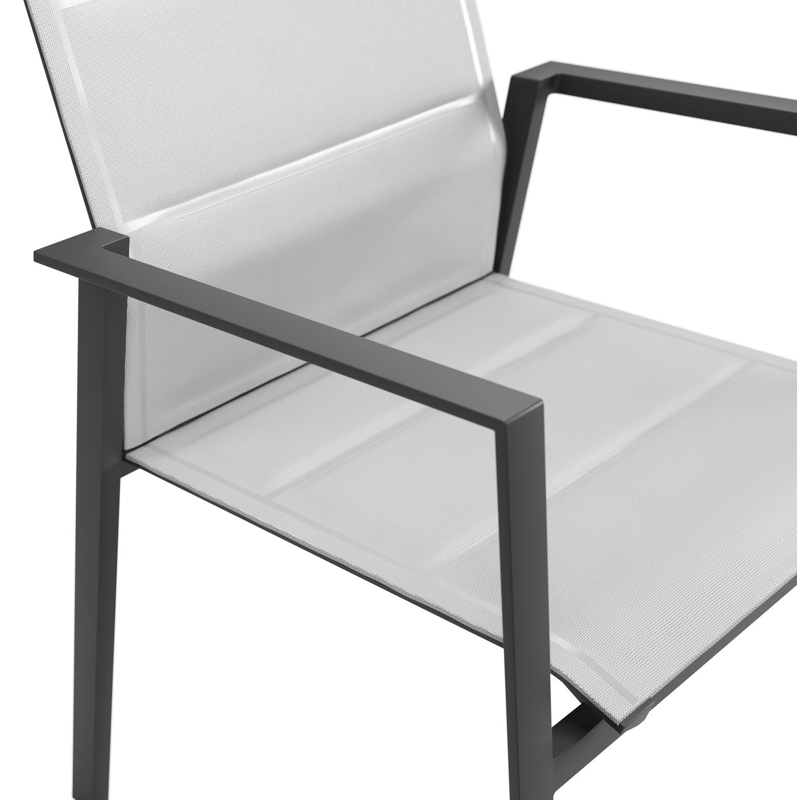 Cirello stapelbare tuinstoel in zwart aluminium en grijs comfort textilene