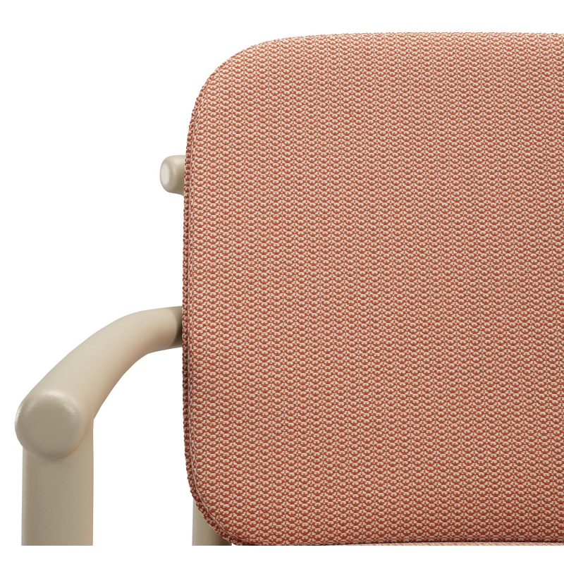 Bono stapelbare tuinstoel in beige aluminium met stoelkussen in All Weather Sunbrella® Luxe Lopi Fawn
