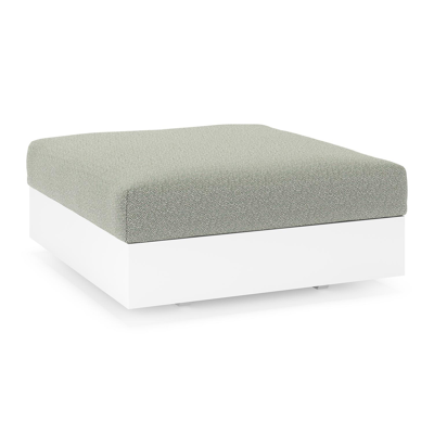 Como poef in wit aluminium met savane leaf all weather sunbrella® luxe kussen