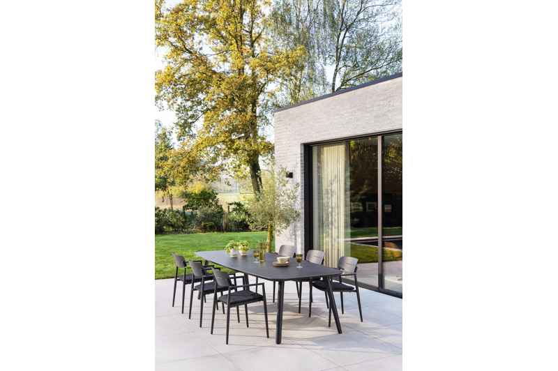 Cosa tuinstoel in zwart aluminium