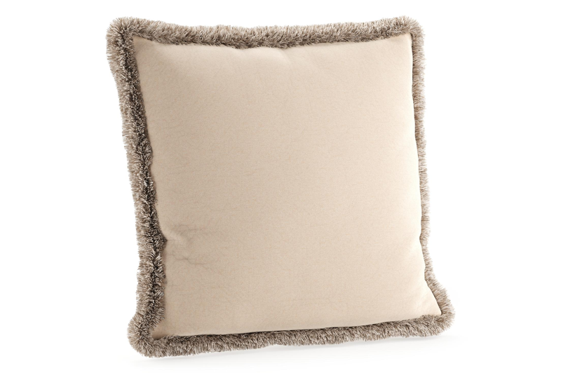 Sierkussen met franjes 45 x 45 cm in all weather sunbrella luxe natte linen chalk