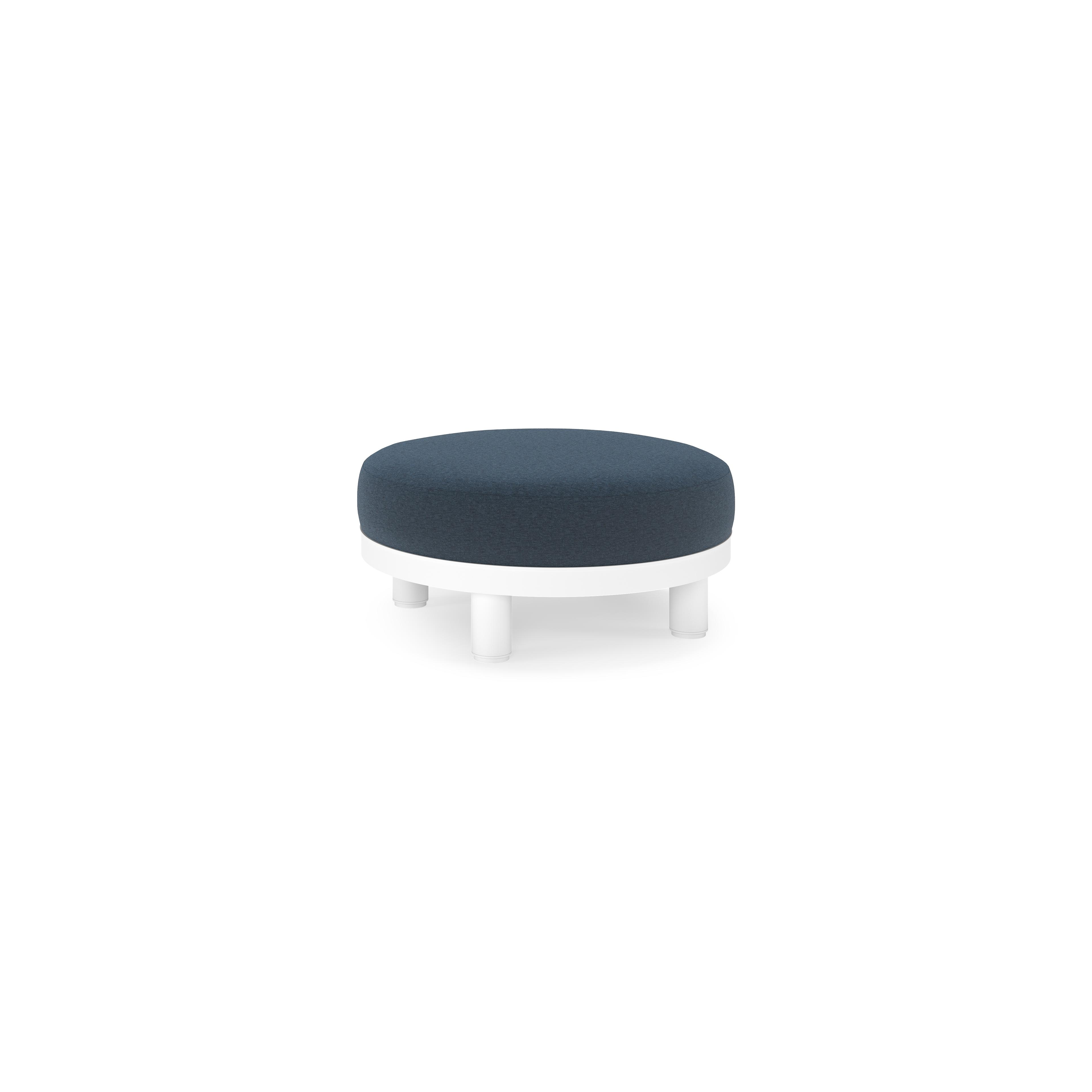 Donato lounge poef in wit aluminium met All Weather Sunbrella® Luxe Heritage Indigo kussen