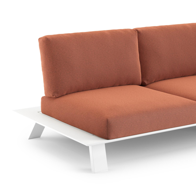 Cesano loungebank in wit aluminium met heritage rust all weather Sunbrella® luxe kussen