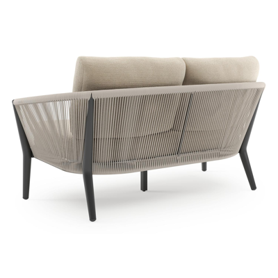 Orso loungebank in zwart aluminium en beige verticaal geweven ronde rope met Althea Chalk all weather cosytica kussen