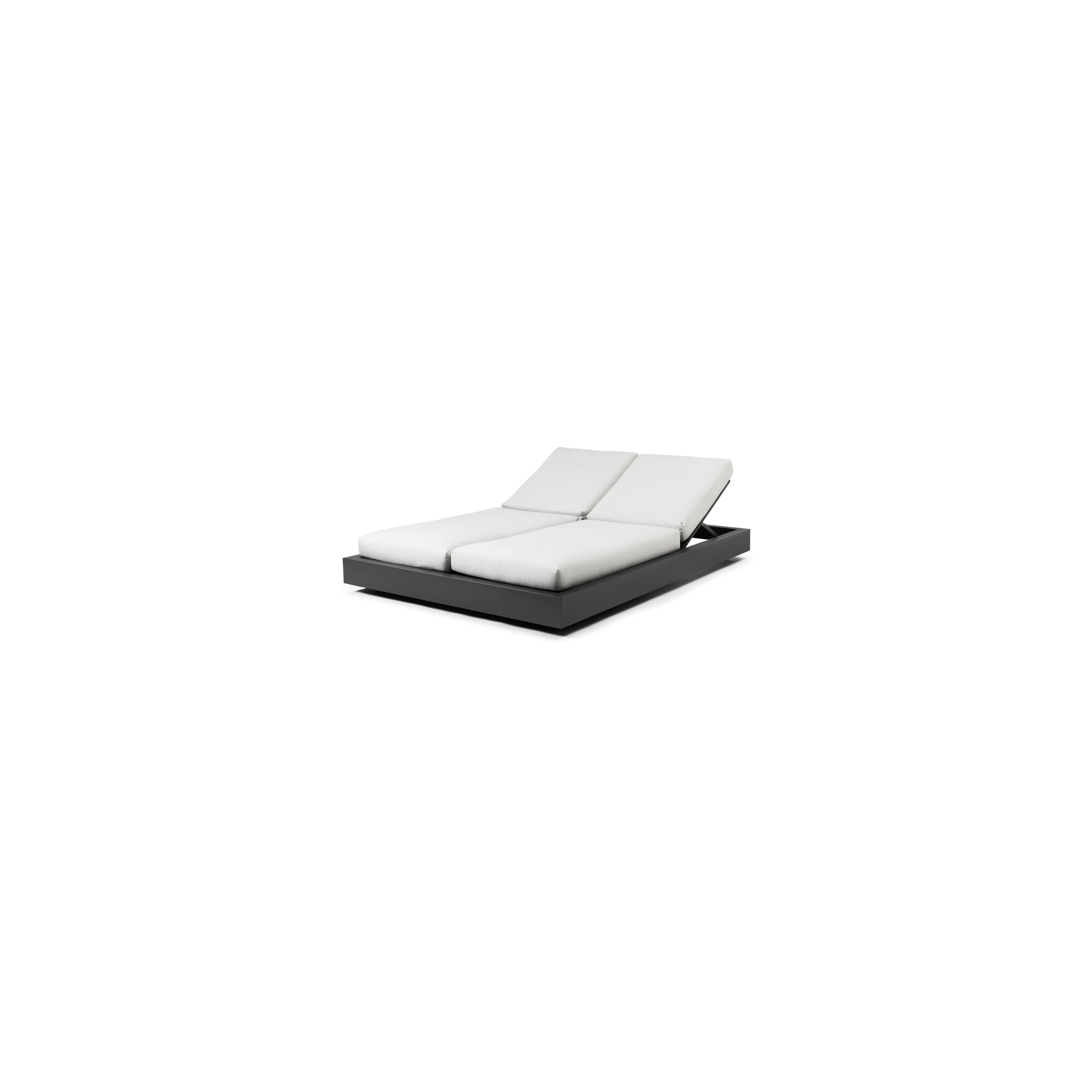Como verstelbaar dubbel ligbed in zwart aluminium met natte grey chine all weather sunbrella® luxe kussens