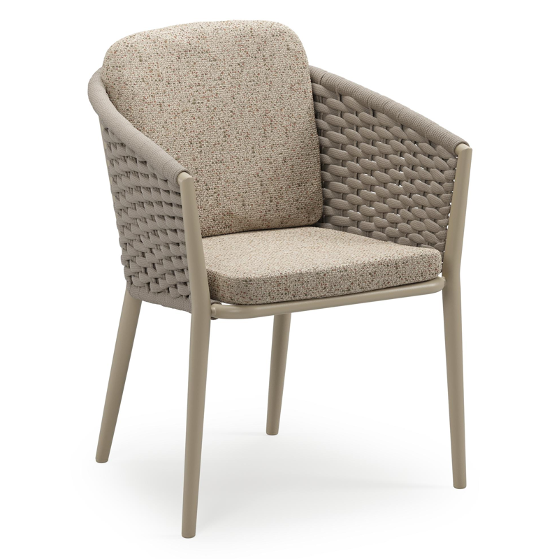 Orso stapelbare tuinstoel in beige aluminium en beige horizontaal geweven ronde rope met stoelkussen in All Weather Cosytica Bora Jungle