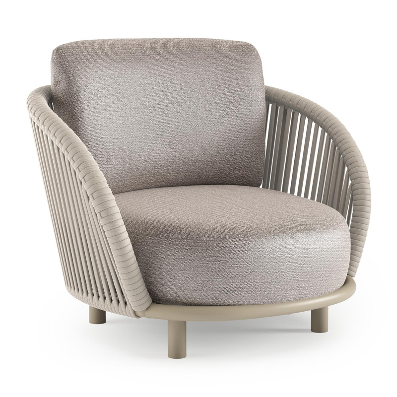 Fauteuil de jardin Lupino en aluminium beige et corde large plate de luxe tissée verticalement beige et coussins en all weather sunbrella® luxe wander granite