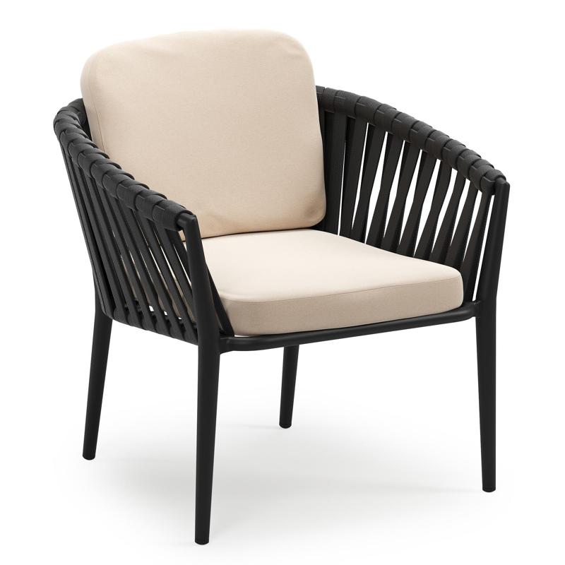 Orso low dining tuinstoel in zwart aluminium en zwart verticaal geweven luxe vlakke brede rope met stoelkussen in All Weather Sunbrella® Luxe Natte Linen Chalk