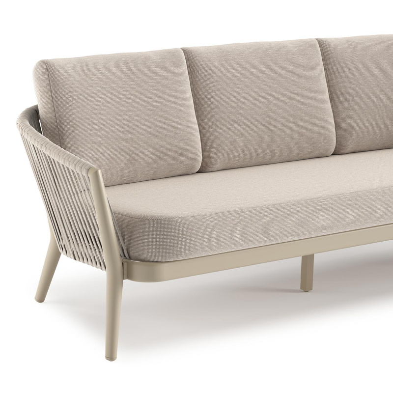 Orso loungeset in beige aluminium en beige verticaal geweven ronde rope met Slow Farafra all weather sunbrella® luxe kussen