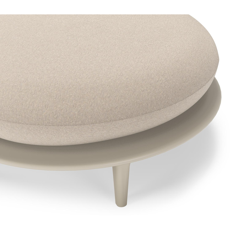 Bomero poef in beige aluminium met heritage ash all weather sunbrella® luxe kussen