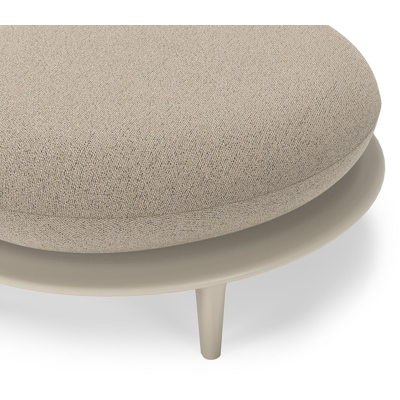 Bomero poef in beige aluminium met marbella beige all weather cosytica kussen