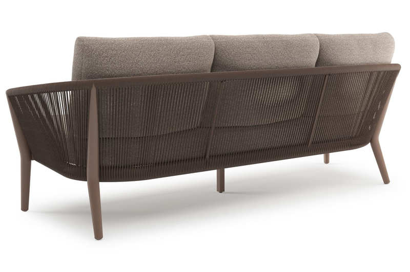 Canapé de jardin Orso en aluminium taupe en corde ronde tissée verticalement noir et coussins en all weather sunbrella® luxe Wander Manioc