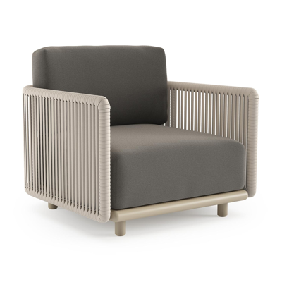 Fauteuil de jardin Organo en aluminium beige et corde luxe plate tissée verticalement beige et coussin en all weather Sunbrella® luxe natte dark taupe