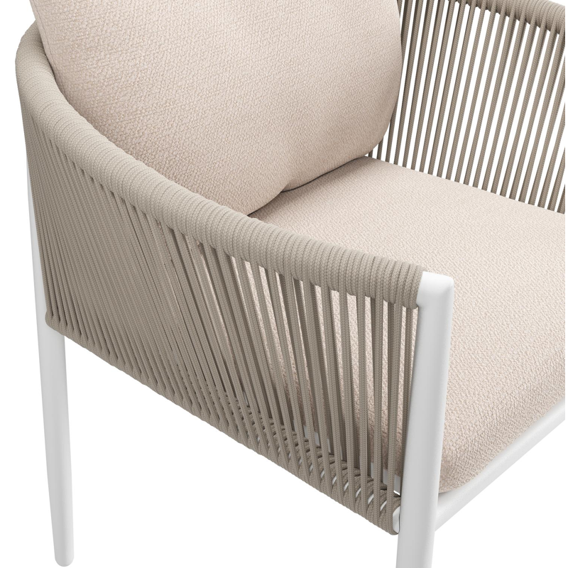 Organo tuinstoel in beige aluminium en beige verticaal geweven ronde rope met stoelkussen in All Weather Sunbrella® Luxe Wander Pilat