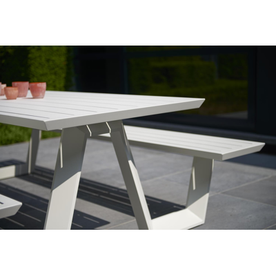 Table de pique-nique Sevilla en aluminium blanc - Lg 240 x Larg 175,5 x H 71 cm