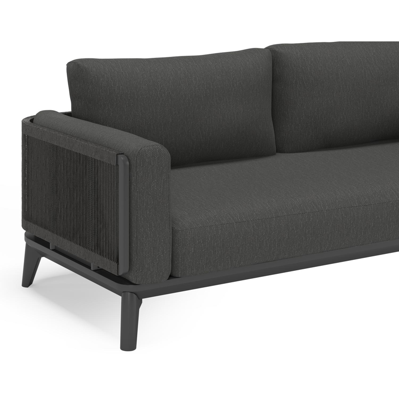 Mosa loungeset in zwart aluminium en zwart gedraaide ronde wicker met sky black weather+ softtouch kussens en loungetafel