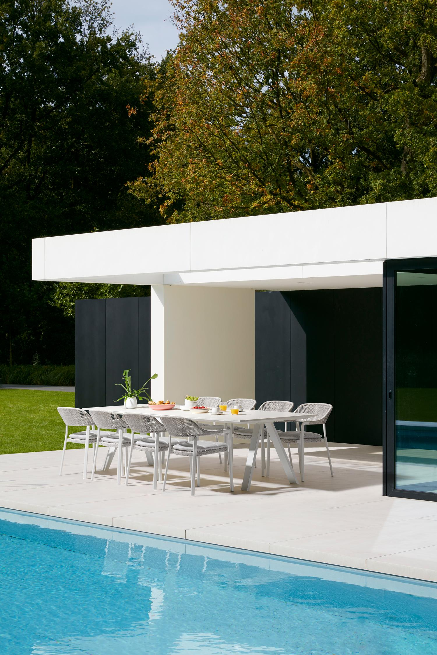 Cesano stapelbare tuinstoel in wit aluminium en wit-grijs wicker