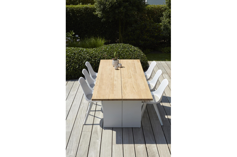 Viresa-Nano tuinstoel in wit aluminium en wit kunststof