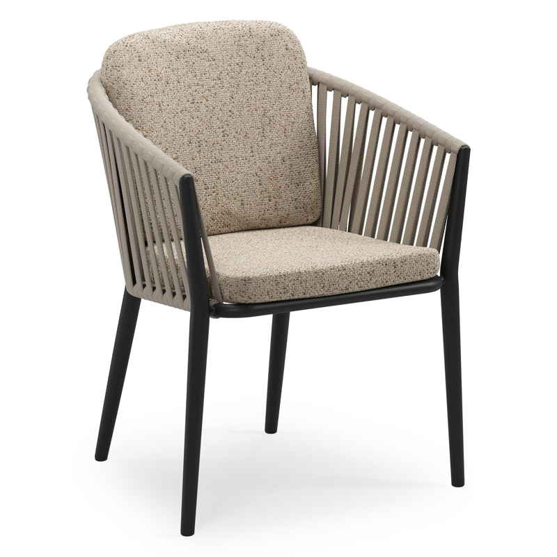 Orso stapelbare tuinstoel in zwart aluminium en beige verticaal geweven luxe vlakke brede rope met stoelkussen in All Weather Cosytica Bora Jungle