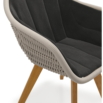 Pagino tuinstoel in teak en beige verticaal geweven ronde rope met zitkussen in All Weather Sunbrella® Luxe Natte Sooty