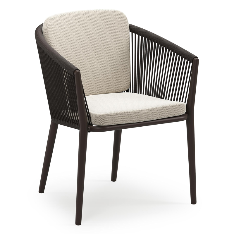 Orso stapelbare tuinstoel in donkerbruin aluminium en donkerbruin verticaal geweven ronde rope met stoelkussen in All Weather Sunbrella® Luxe Lopi Marble