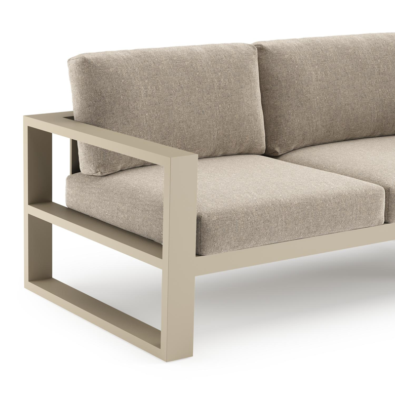 Verato loungehoek in beige aluminium met chartres pewter all weather sunbrella® luxe kussen