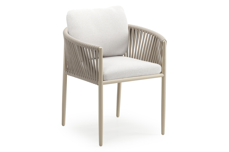 Organo tuinstoel in beige aluminium en beige verticaal geweven luxe vlakke rope met zitkussen in All Weather Solica Soul Optik