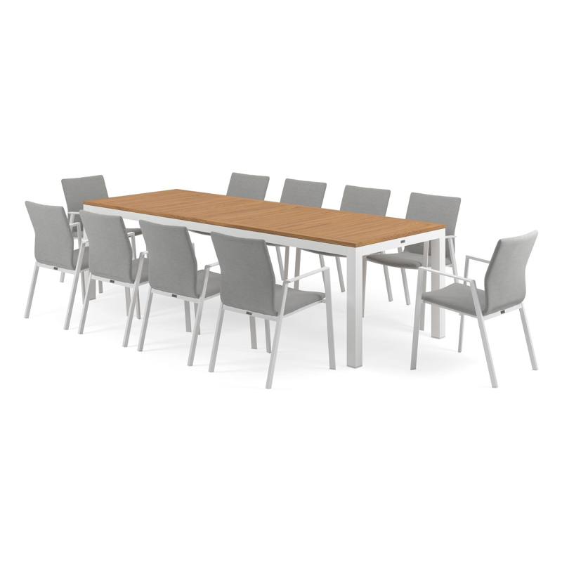 Varese tuinset in wit aluminium en naturel teak tafelblad met 10 stapelbare Madura tuinstoelen