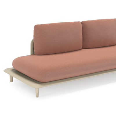Bomero loungehoek in beige aluminium met savane rust all weather sunbrella® luxe kussen