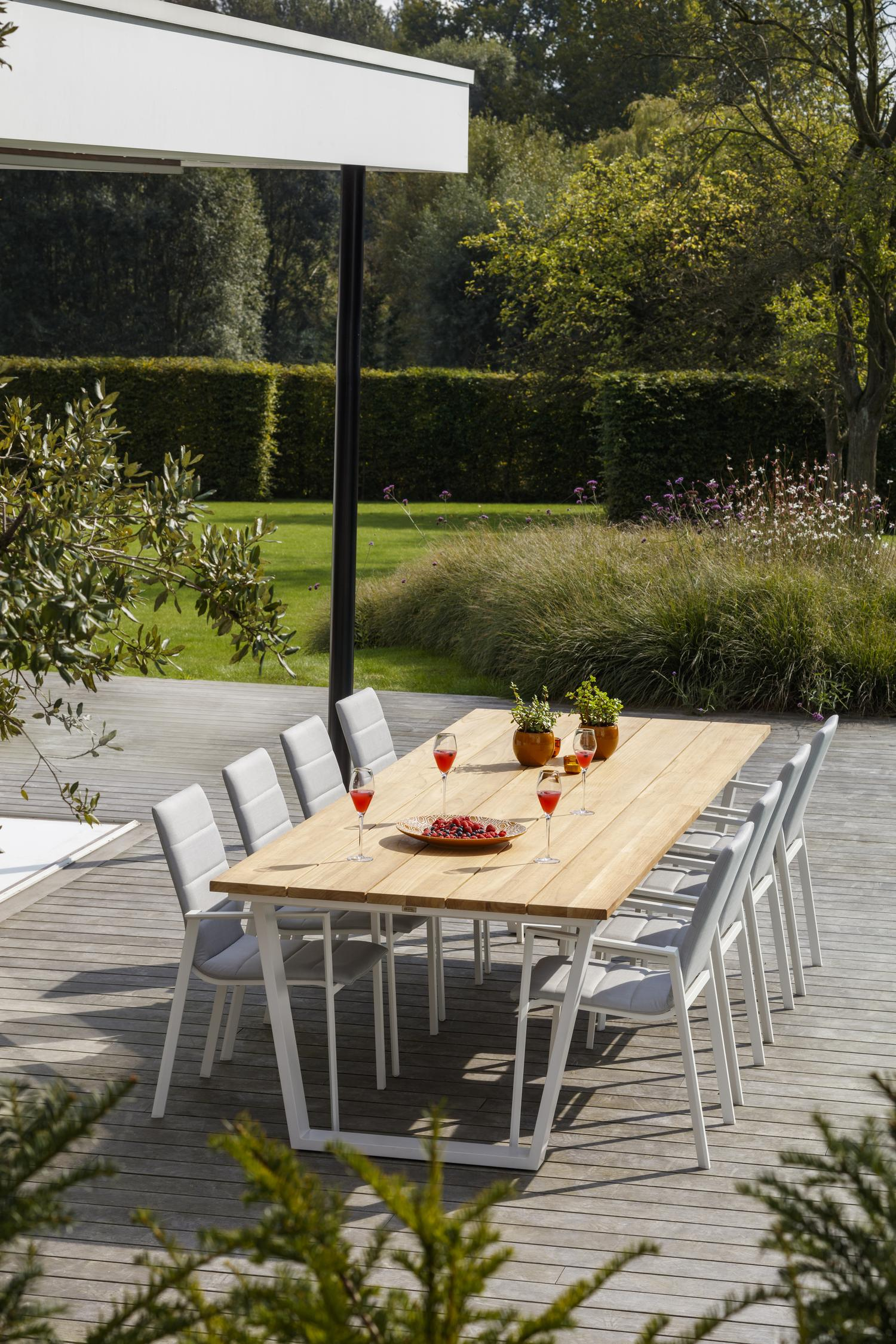 Pagino tuintafel rechthoekig in wit aluminium en teak - L 340 x B 110 x H 73,5 cm