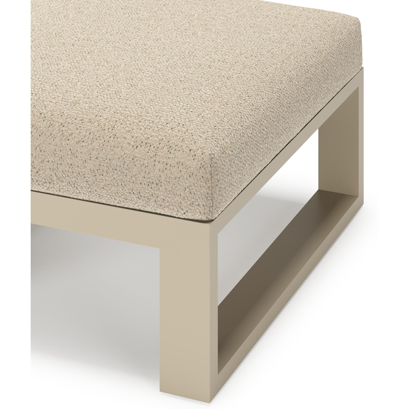 Verato poef in beige aluminium met bora forest all weather cosytica kussen