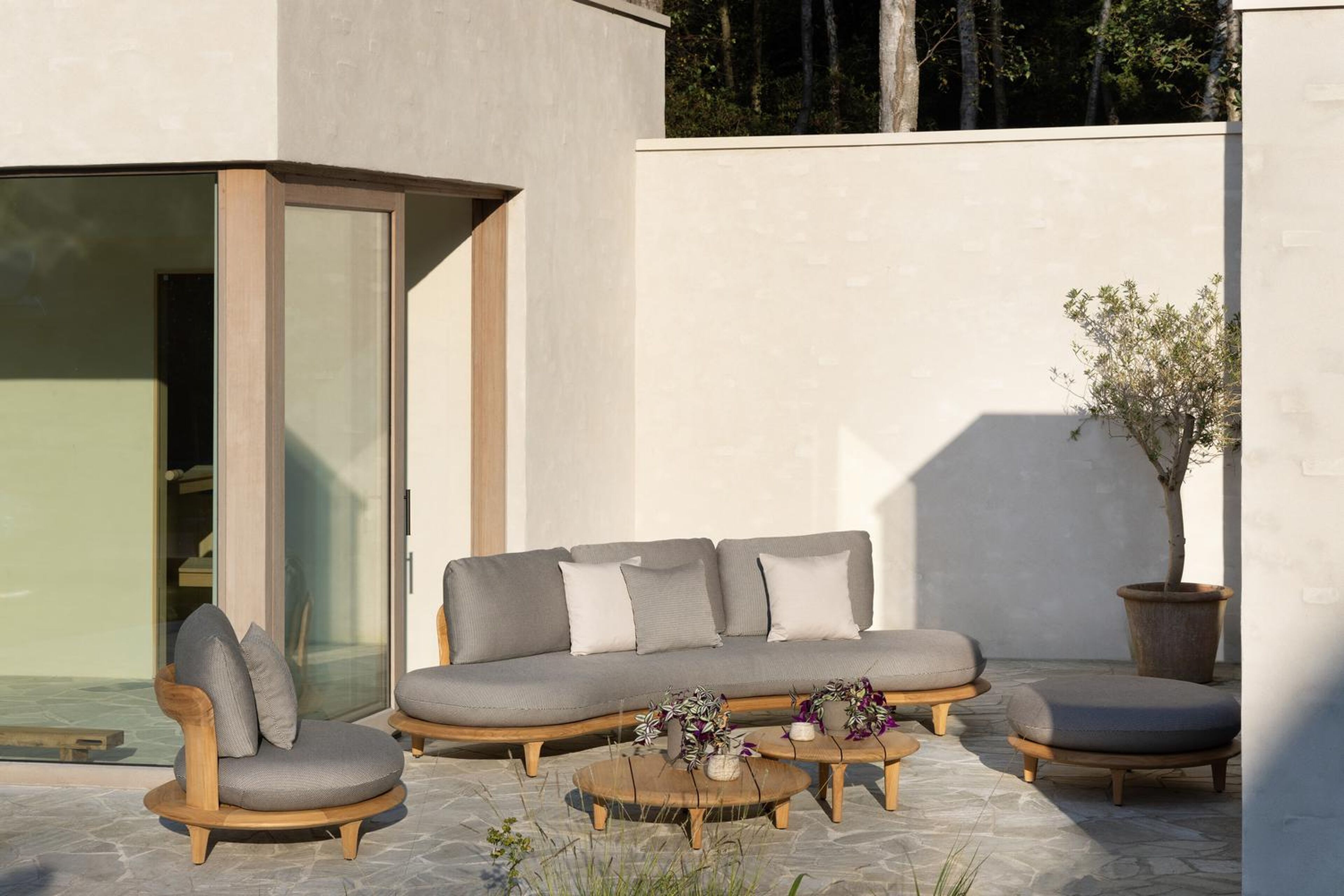 Canape de jardin Bomero en teck et coussins en all weather solica firenze earth