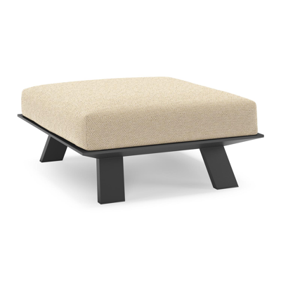 Cesano poef in zwart aluminium met althea camel all weather Cosytica kussen
