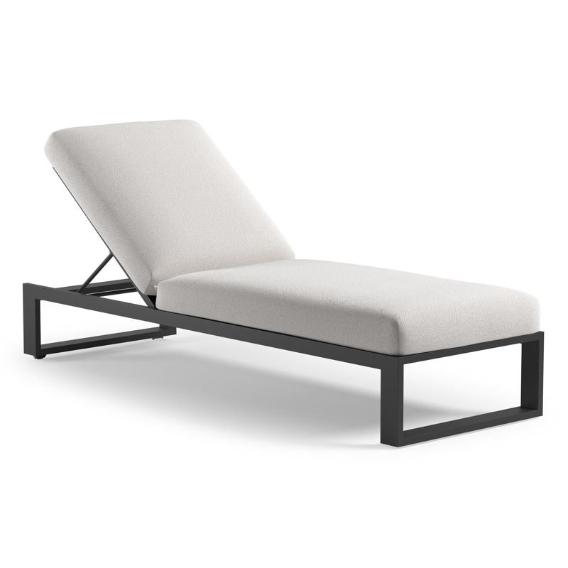 Chaise longue réglable Verato en aluminium noir et coussin en all weather Solica soul optik