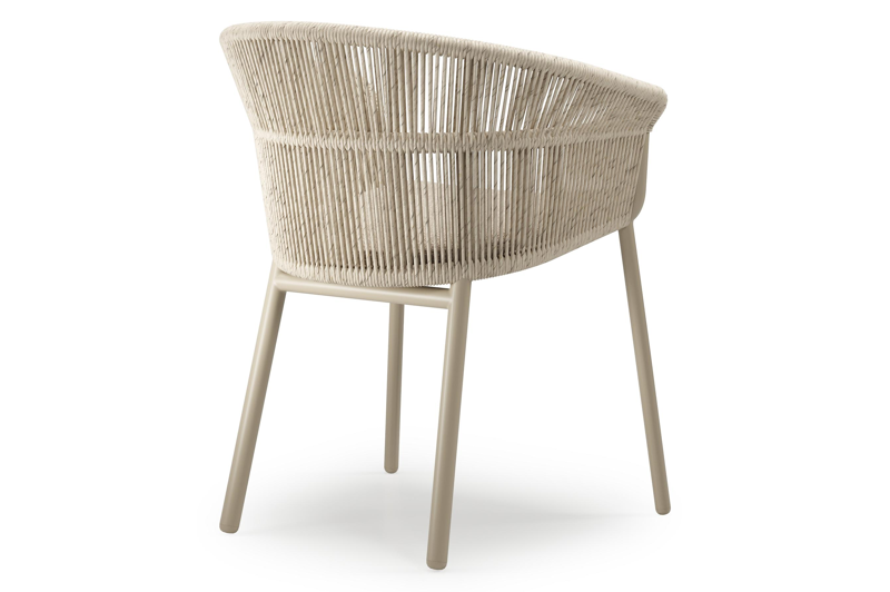 Matera tuinstoel in beige aluminium en beige gedraaide ronde wicker met kussen in rustic weather+ softtouch