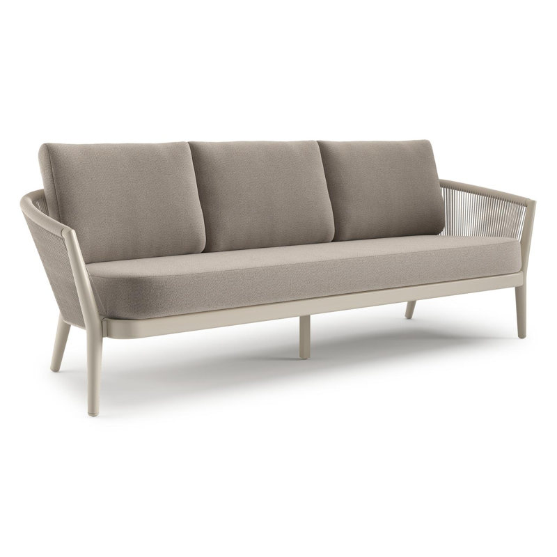 Orso loungebank in beige aluminium en beige verticaal geweven ronde rope met Savane Coconut all weather sunbrella® luxe kussen