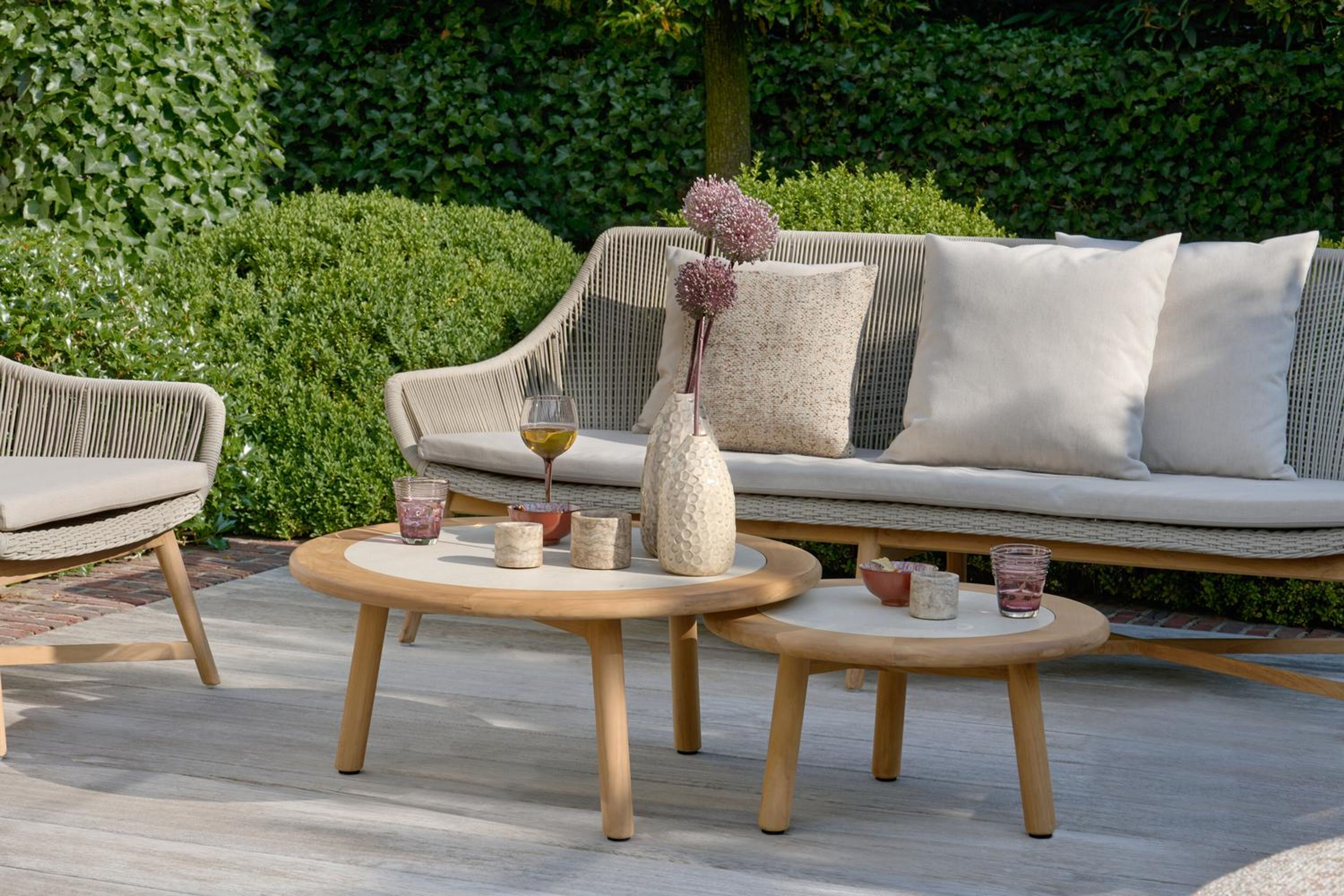 Tables basses Gardo en teck et céramique pleine beige - Diam. 80/60 x Haut. 36,5/30,5 cm