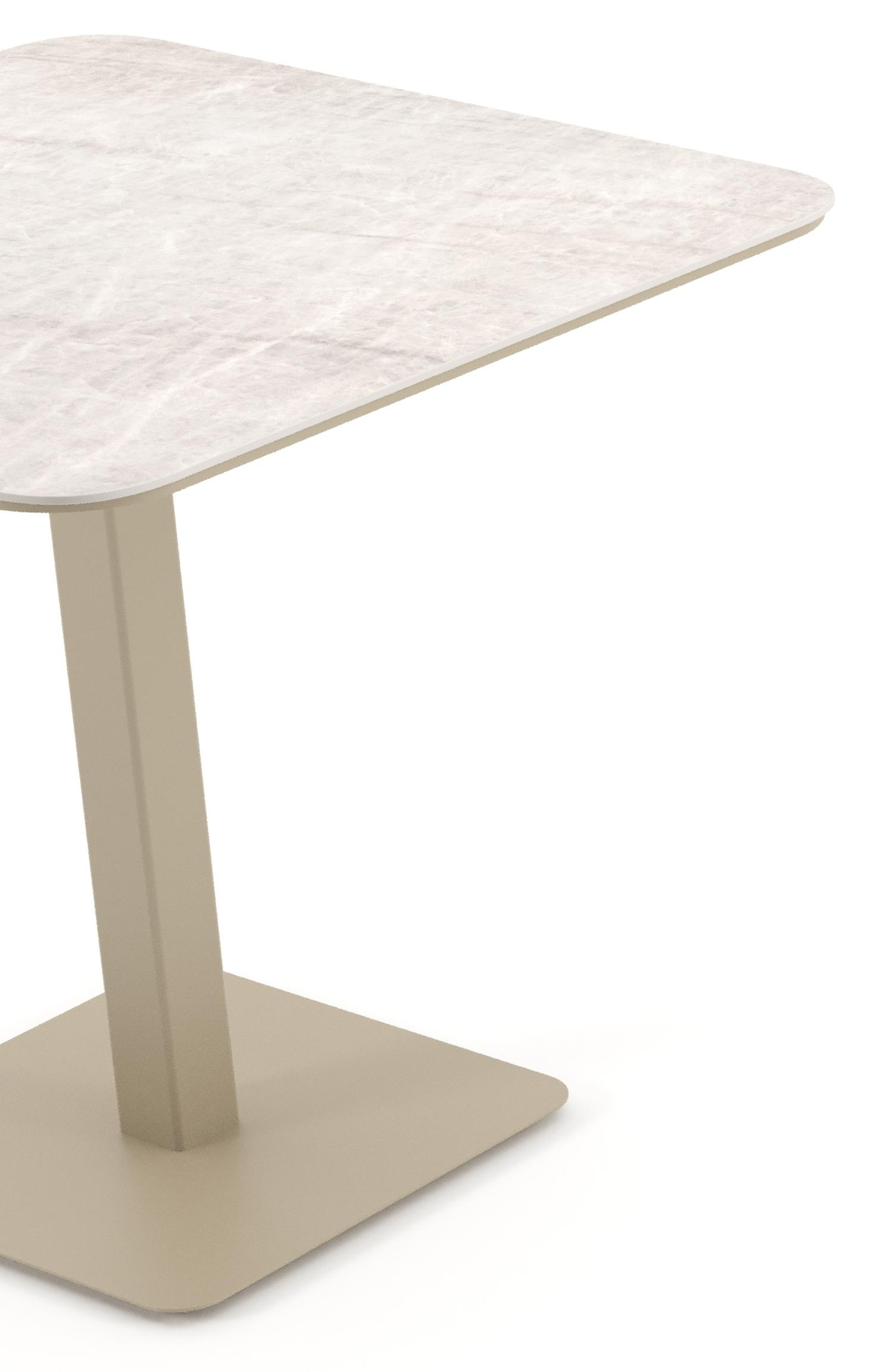 Fano tuintafel afgerond vierkant in beige aluminium en volkeramiek Taj Mahal - L 80 x B 80 x H 72.5 cm