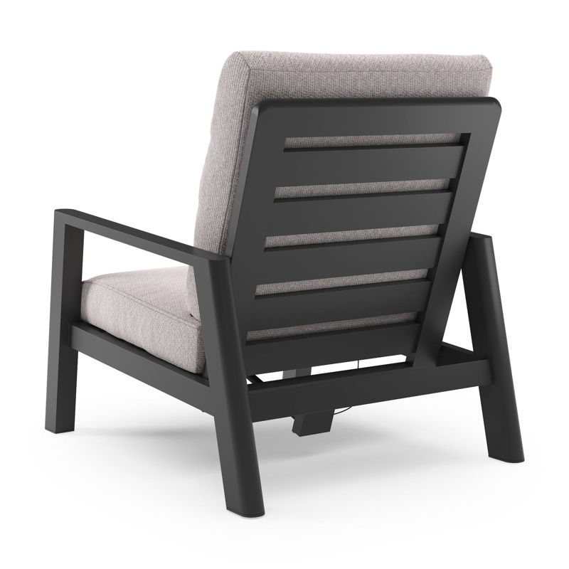 Cirello loungestoel in zwart aluminium met wander gobi all weather sunbrella® luxe kussen