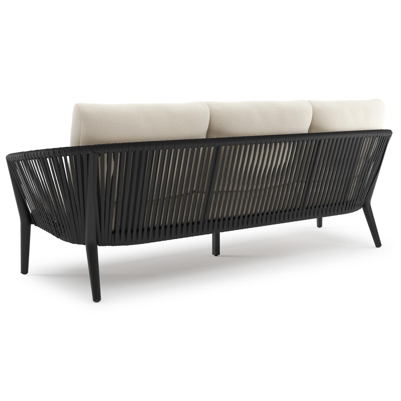 Orso loungeset in zwart aluminium en zwart verticaal geweven ronde rope met Althea Off White all weather cosytica kussen