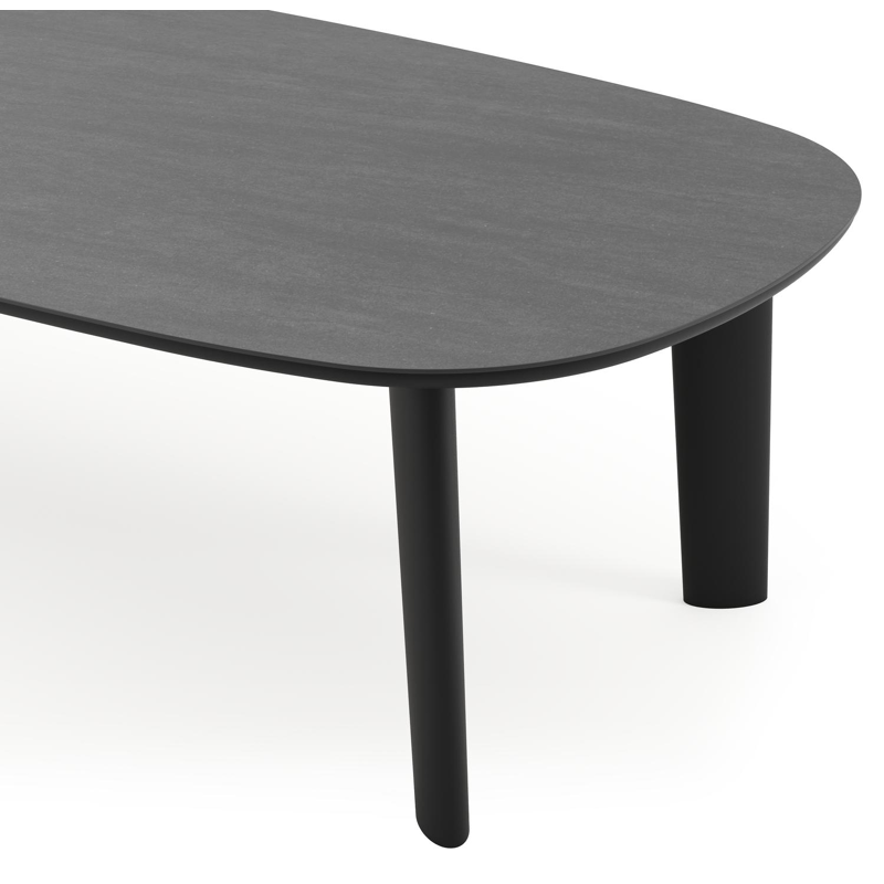 Amico tuintafel bombo in zwart aluminium en volkeramiek Basalt Black - L 270 x B 125 x H 73.5 cm