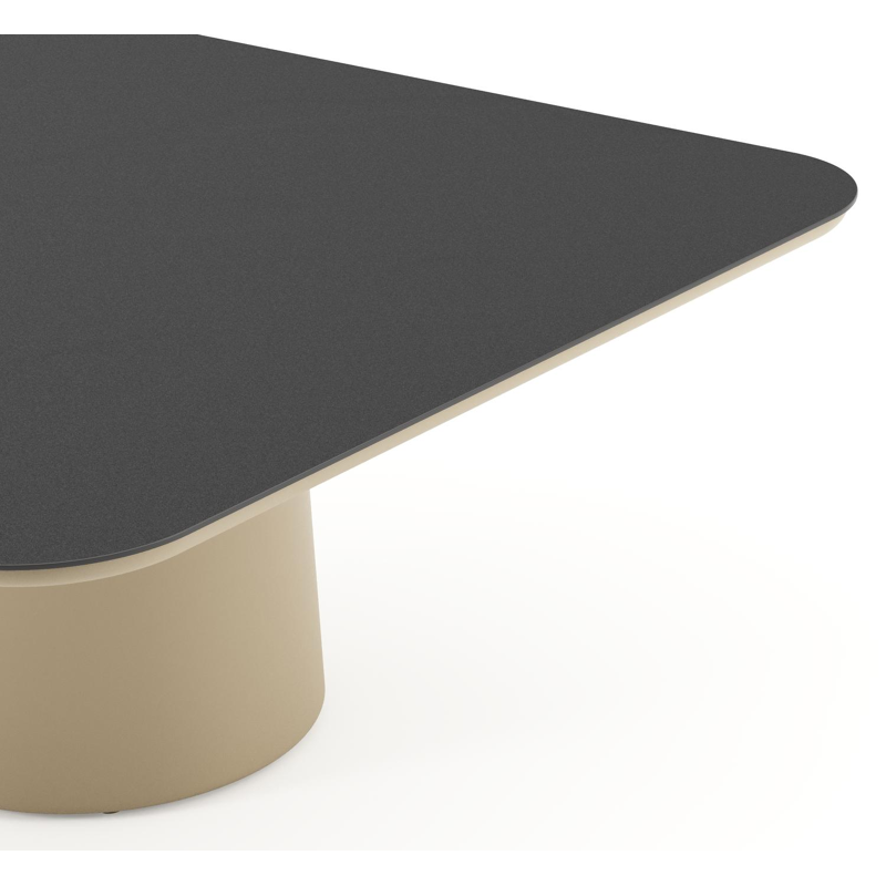 Amico low dining tuintafel afgerond vierkant in beige aluminium en volkeramiek Nero Black - L 148 x B 148 x H 61 cm