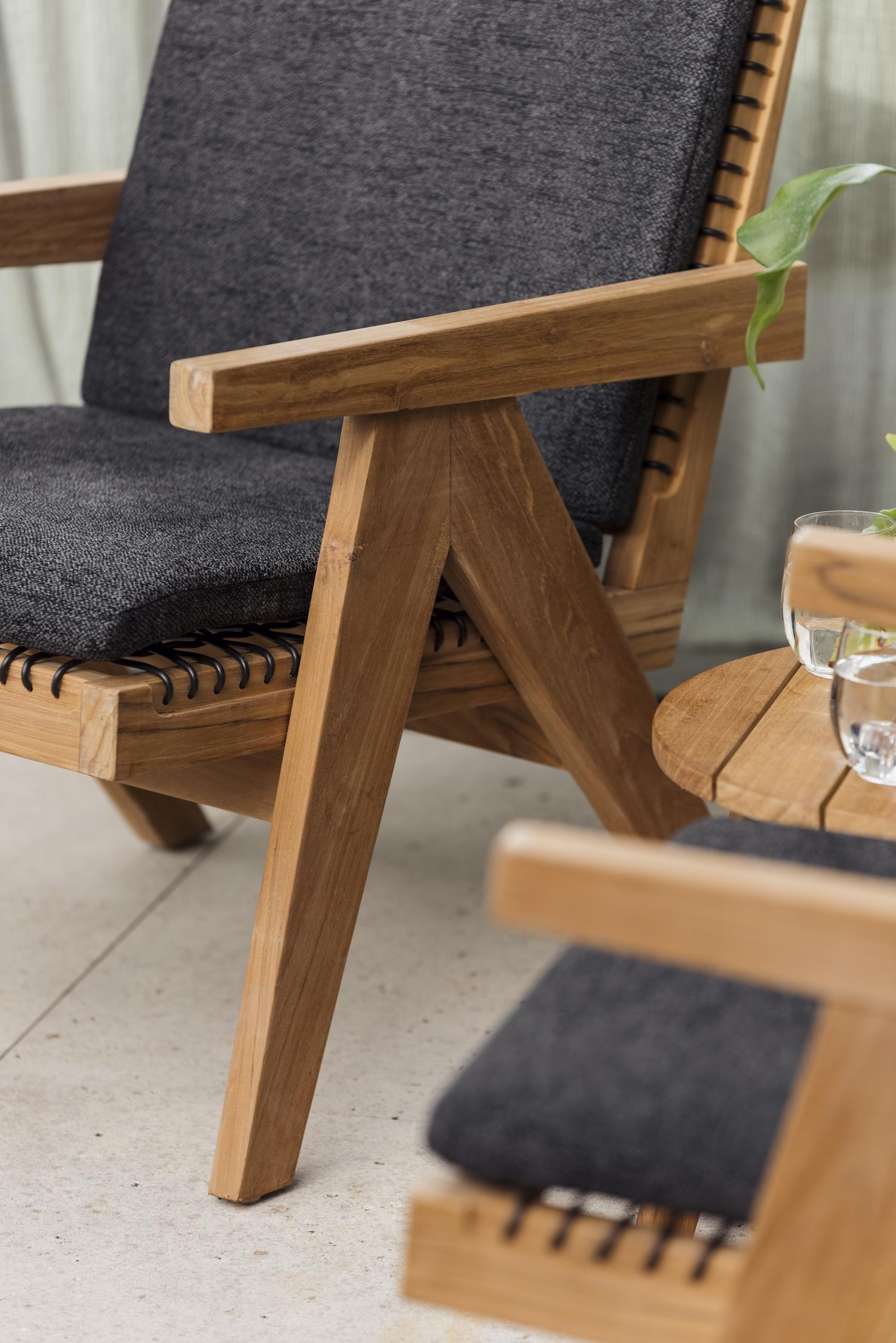 Fauteuil de jardin Trentino 1-pl en teck et résine tressée noir