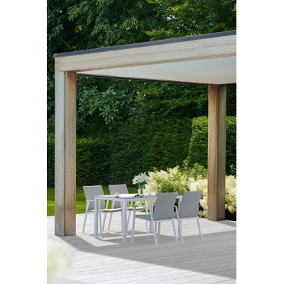 Feltro tuinset in wit aluminium en grijs keramisch glas tafelblad met 4 stapelbare Madura tuinstoelen