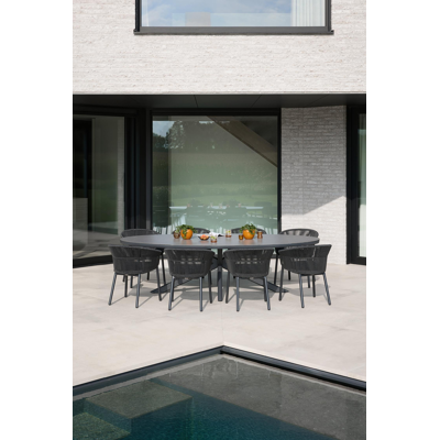 Matera stapelbare tuinstoel in zwart aluminium en zwart gedraaide ronde wicker met kussen in sky black weather+ softtouch